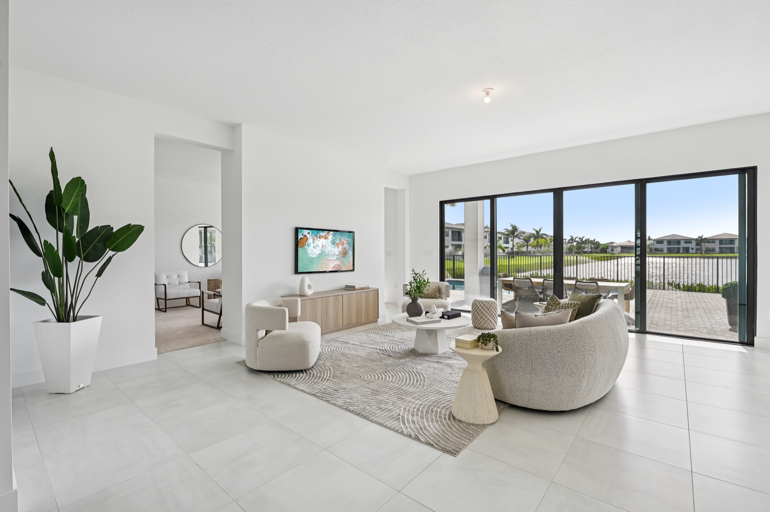 Casa de Campo Ln waterfront living space